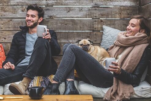 Evita la cafeína, nicotina y el alcohol antes de dormir. Foto: Pixabay