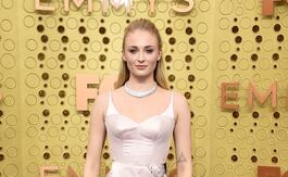 Sophie Turner en la edición 71 de los Primetime Emmy Awards. Foto: AFP